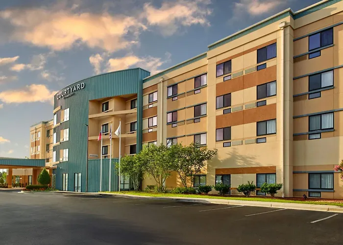 Courtyard Warner Robins