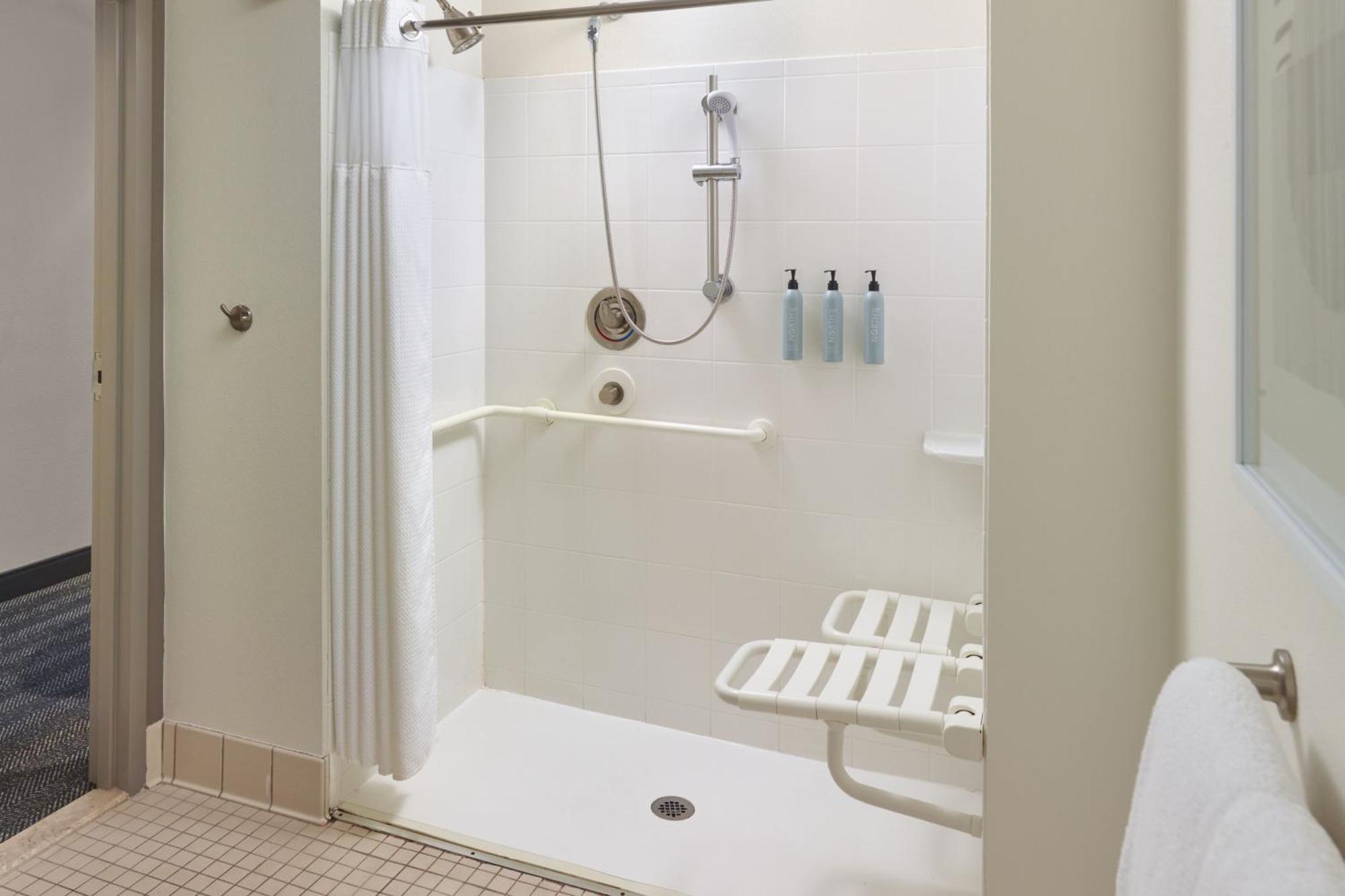 Courtyard 3* Warner Robins