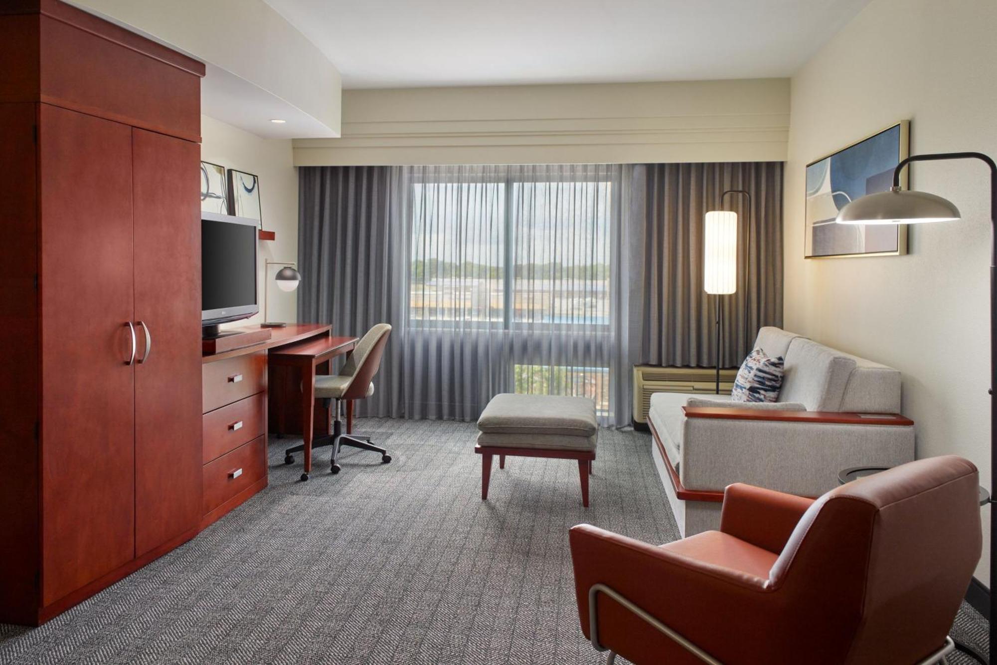 Courtyard 3* Warner Robins