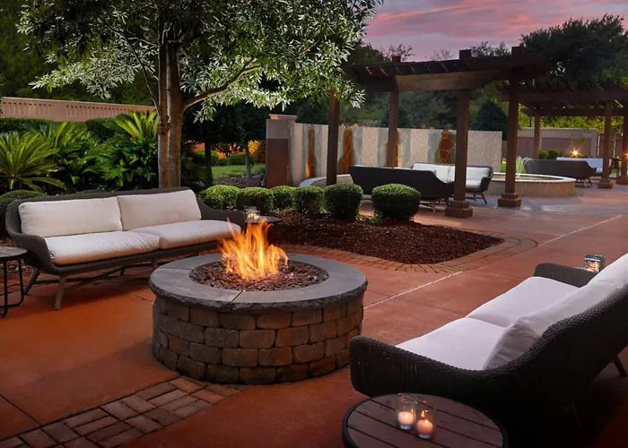 Courtyard Warner Robins